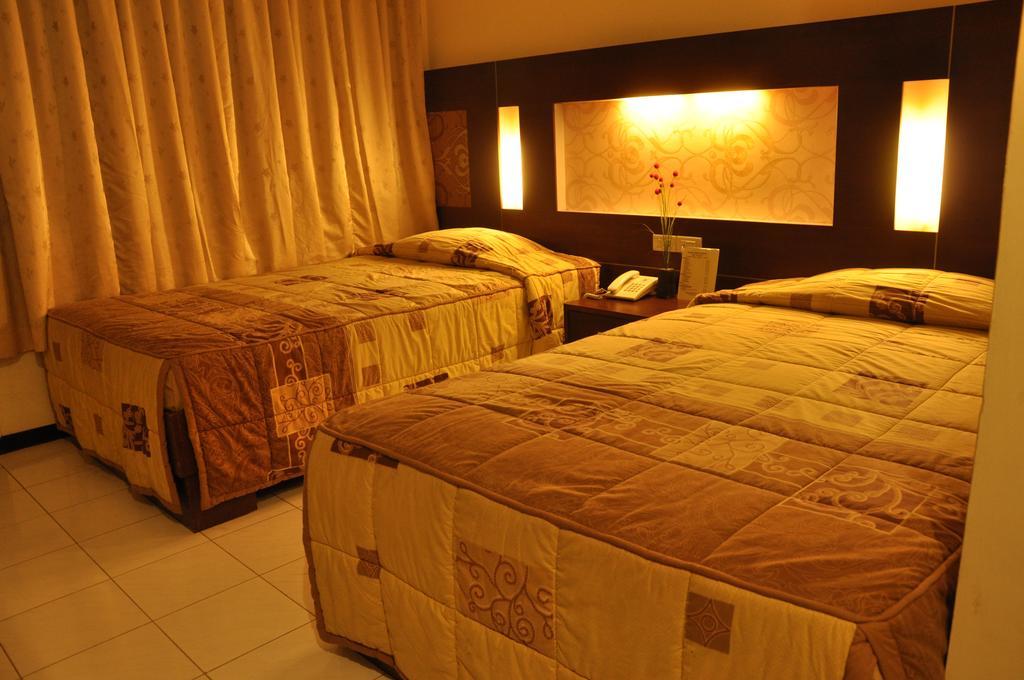 Hotel Wisanti Jogyakarta Zewnętrze zdjęcie
