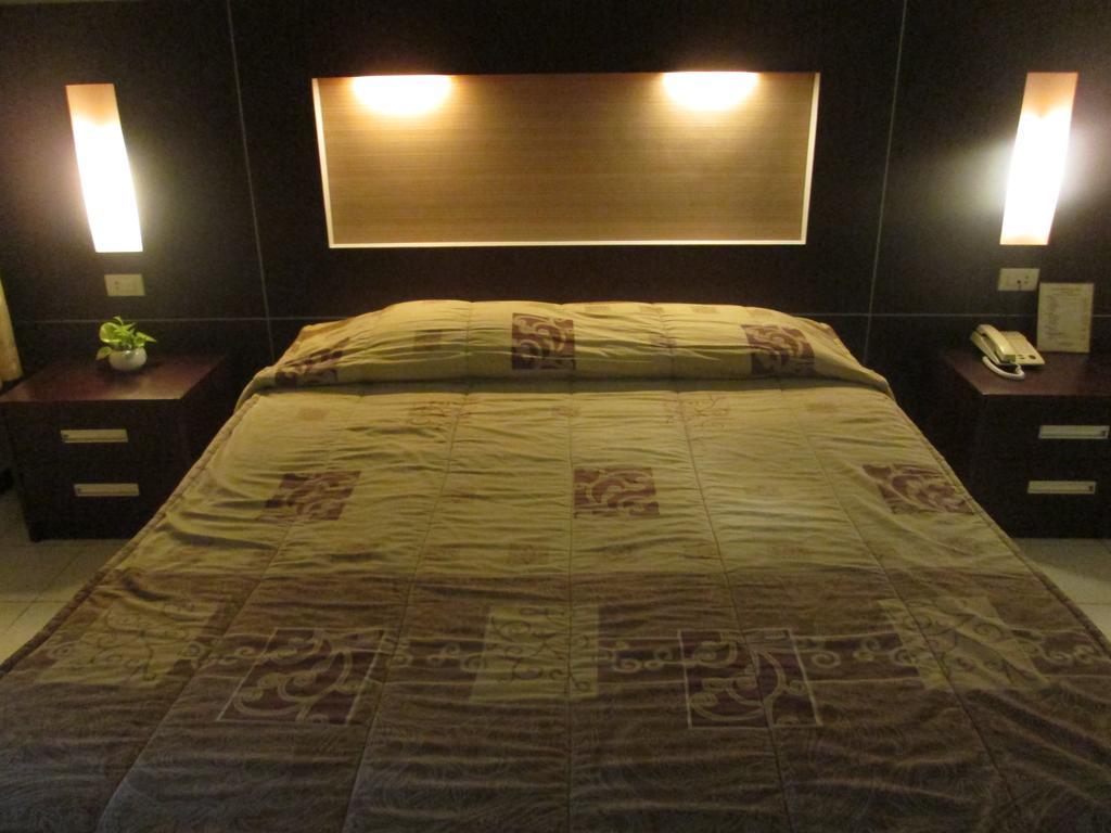 Hotel Wisanti Jogyakarta Zewnętrze zdjęcie