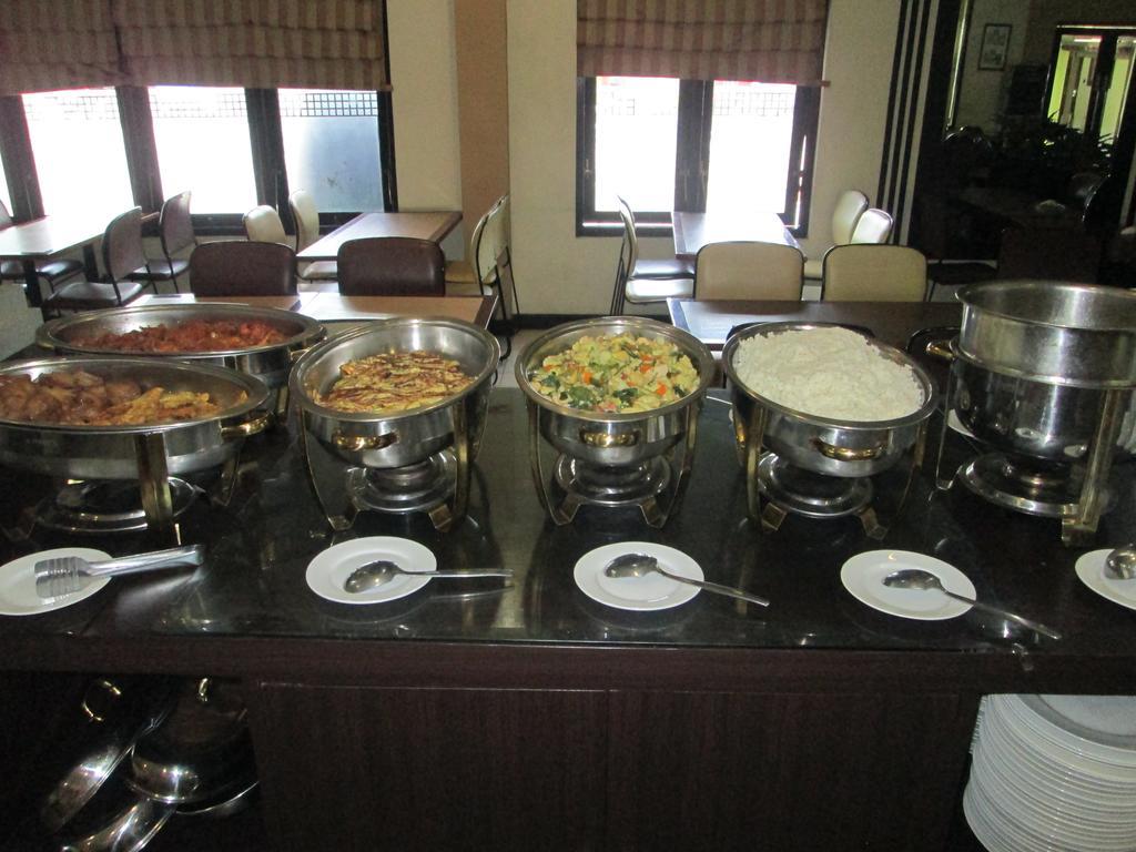 Hotel Wisanti Jogyakarta Zewnętrze zdjęcie
