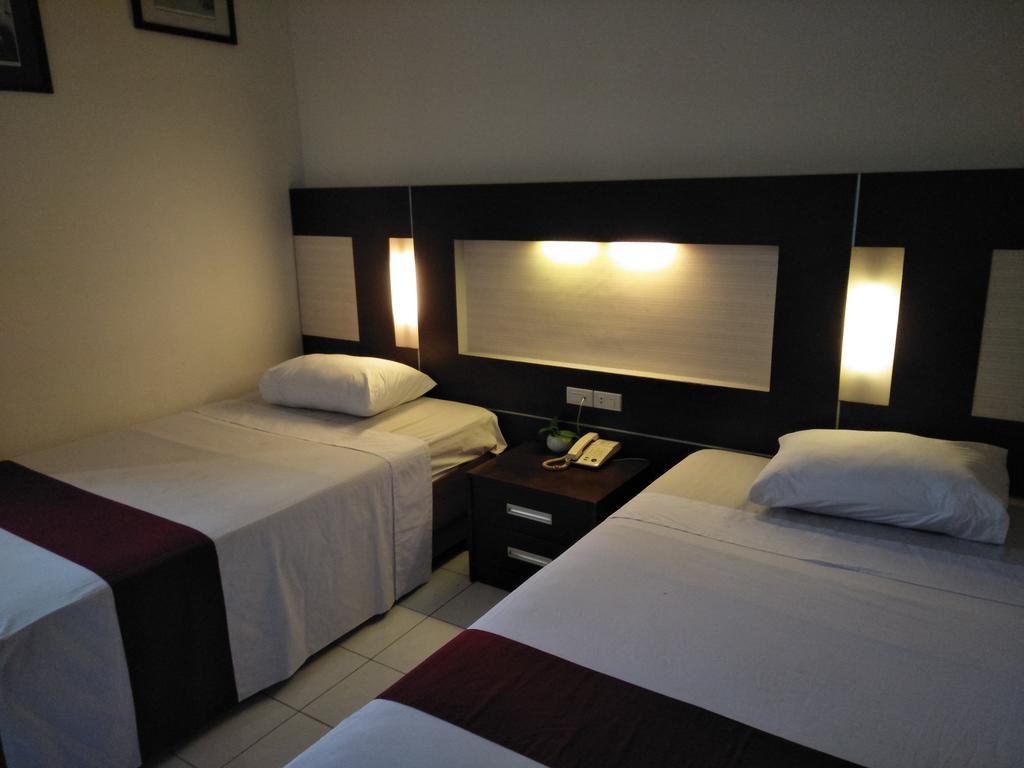 Hotel Wisanti Jogyakarta Zewnętrze zdjęcie