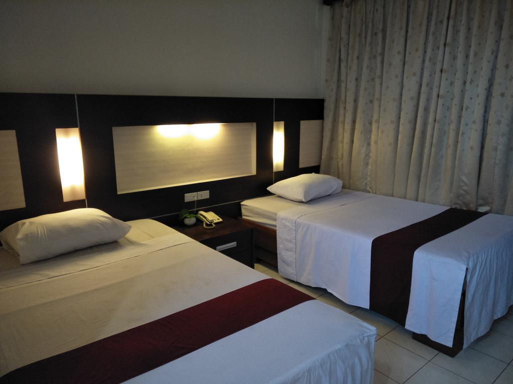 Hotel Wisanti Jogyakarta Zewnętrze zdjęcie