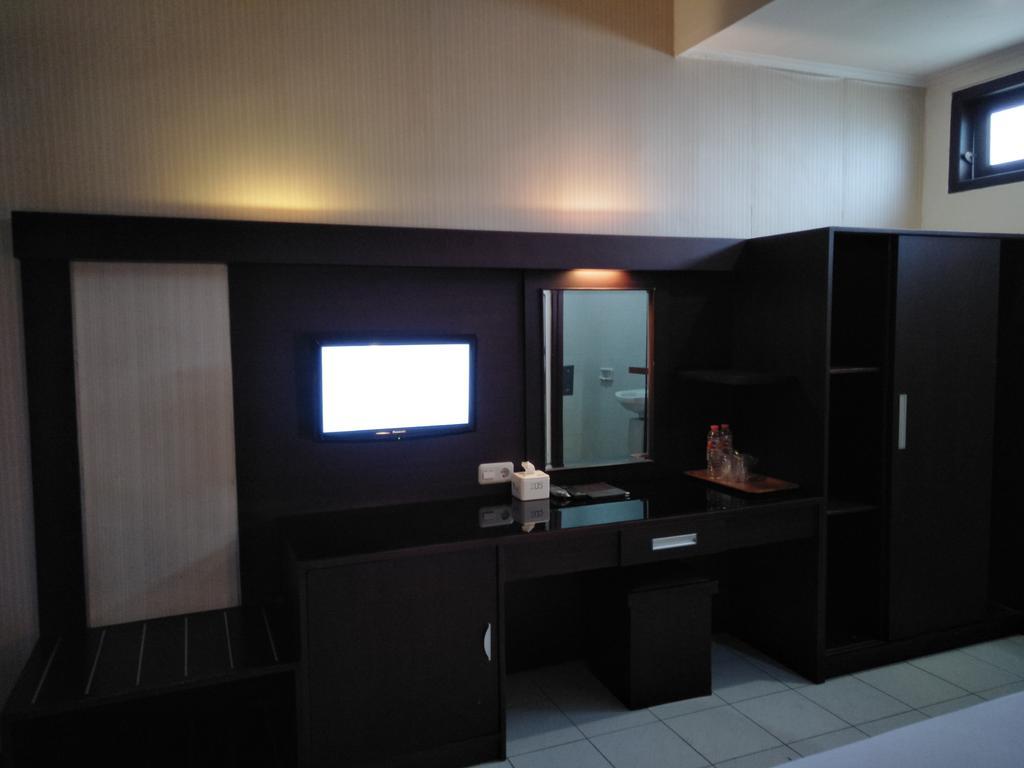 Hotel Wisanti Jogyakarta Zewnętrze zdjęcie